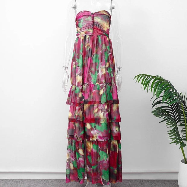 Evelina - Langes, tief ausgeschnittenes Kleid mit Volants und Blumenmuster