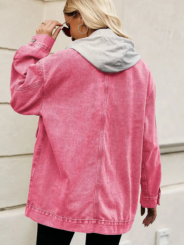 Jeansjacke im Oversize-Schnitt mit Knopfverschluss und Taschen