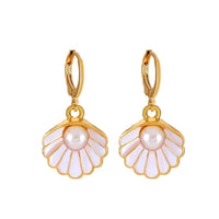 Damen Ohrringe Mit Goldenen Perlen Und Rosa Muschel Elise Eleganter Maritimer Schmuck Für Den Alltag