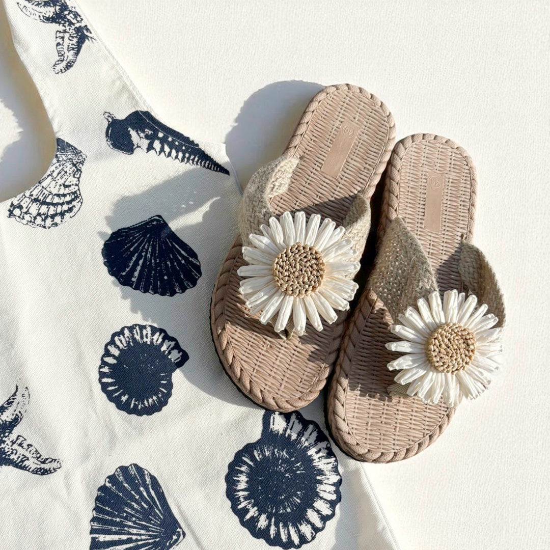 Daisy Charm Sandalen