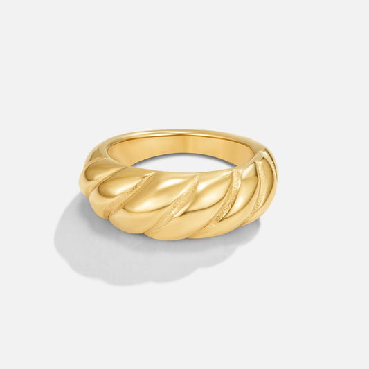 Damenring Aus Gold Für Damen Bruna Mit Gedrehtem Relief, Rundem Profil, Linienführung Und Glattem Poliertem Finish