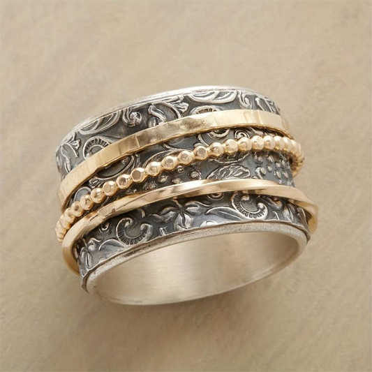 Antiker Ring Aus Gold Und Silber Handgefertigt Mit Filigrane Silberbasis Und Goldakzente Mit Florales Relief