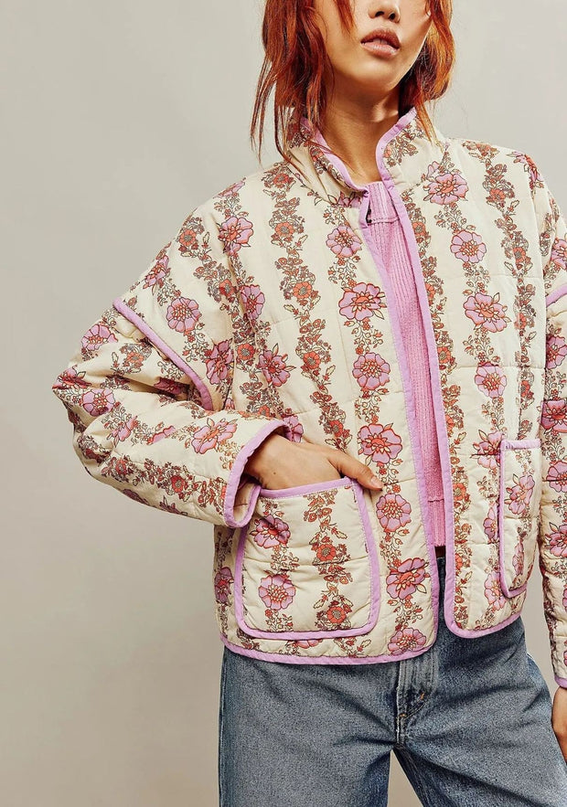 Jacke mit Blumenmuster, Taschen und überschnittenen Schultern