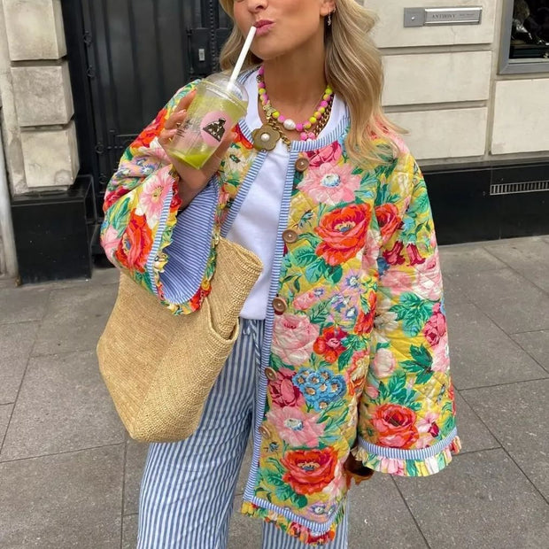 Steppjacke mit Blumenmuster und Patchwork