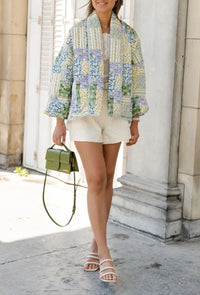 Jacke mit Blumenmuster, Patchwork und Taschen