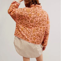 Jacke mit Blumenmuster, Patchwork und Stehkragen