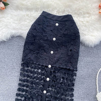 Langer Damenrock aus Spitze mit Blumendetails und Knöpfen gerader Schnitt - Solène