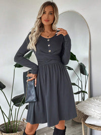 Weiches Damen-Strickkleid mit Knöpfen - Athena
