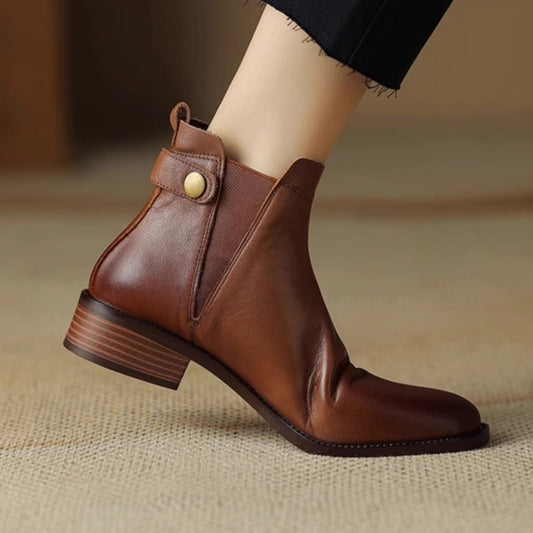 Flache Damenstiefel mit Gummizug im Chelsea-Stil aus Leder - Keira