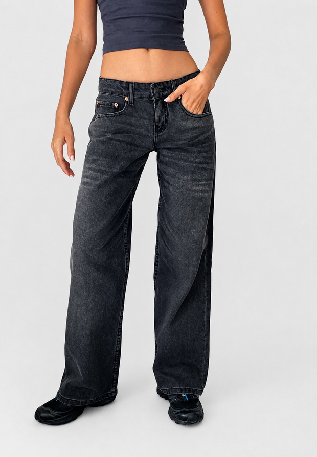 Damenjeans mit geradem Schnitt, niedriger Leibhöhe und Wasch-Effekt – Ulla