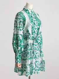 Kleid mit Laternenärmeln und Patchwork-Spitze