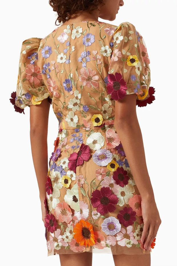 Flora - Pastellfarbenes Florales Kleid