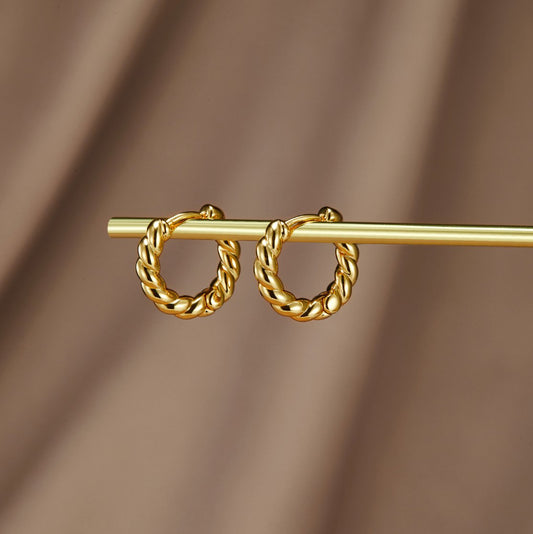 Ohrringe Luna Twist Melusine Feines Gewebeoptik Design Mit Glänzendem Finish Und Diskrete Eleganz