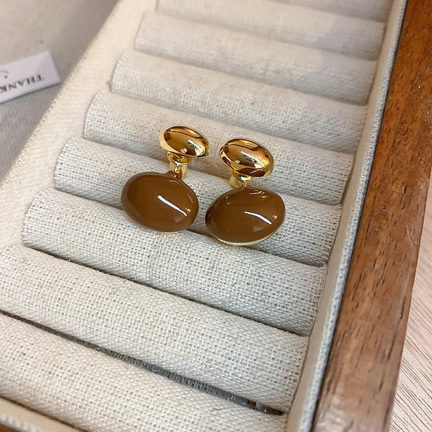 Naomi Ohrringe Mit Schokoladen Tropfen Und Goldenen Details Elegantes Zeitloses Accessoire