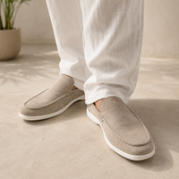 Einfarbige Herren-Mokassins im Herbst-Look – Gerald