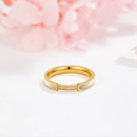 Ring Für Damen Mit Perle Und Kristalle Mit Goldfarbener Struktur Moderner Und Raffinierter Stil Yasmin