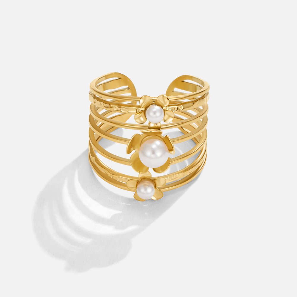 Damenring Mit Perle Eva Goldfarbener Offener Mehrschichtiger Ring Mit Zarter Floraler Perlenverzierung