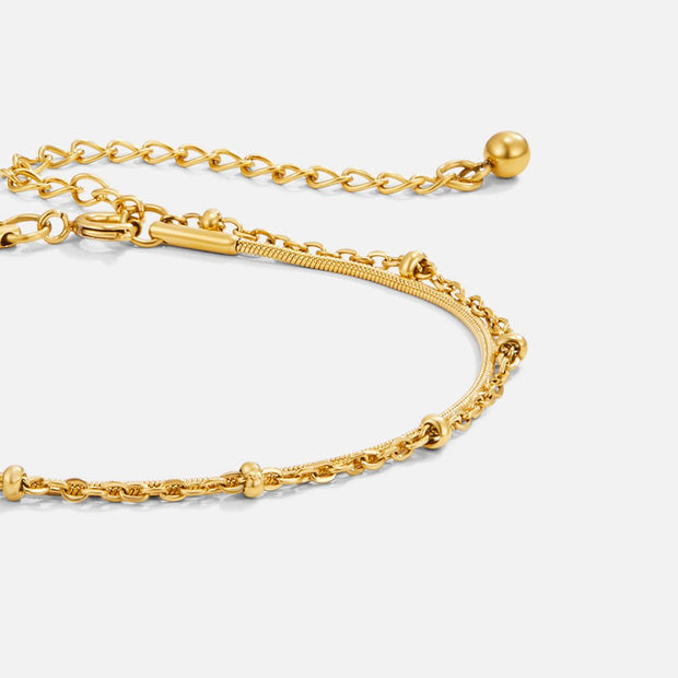 Doppelkettenarmband Für Damen Mit Subtilen Glanz Und Funkelnden Details Schmuckstück In Genf