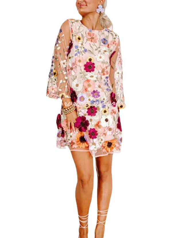 Flaura - Dreidimensionale Blumenmode Kurzes hippes Kleid