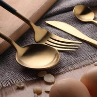 Modernes goldenes Besteckset – 24-teilig