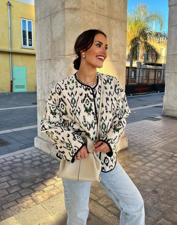 Steppjacke mit geometrischem Muster und lockerer Passform