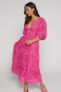 Sandra - Midikleid mit bestickter Spitze und Cut-Outs