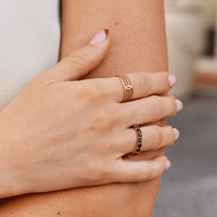 Verschlungener Damenring Giada Moderner Eleganter Ringschmuck Für Frauen Mit Zeitloser Raffinesse