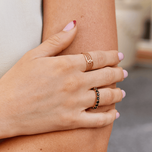 Verschlungener Damenring Giada Moderner Eleganter Ringschmuck Für Frauen Mit Zeitloser Raffinesse