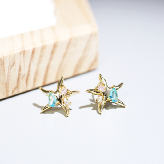 Elegante Sternenohrringe Silvia Goldglanz Schmuck Mit Kristallen In Zarten Farben Inspiriert Von Meeresformen