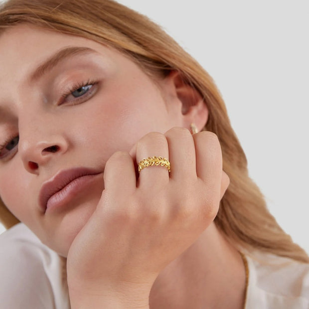 Damenring Blattmotiv Liliana Offenes Design Mit Detaillierten Blattreliefs Goldoptik Eleganter Schmuck