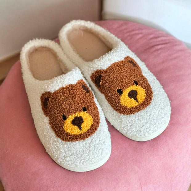 Kuschelige Teddybär-Hausschuhe