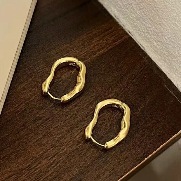 Hoop Ohrringe Organic Flow Floriana Modernes Fließendes Design Inspiriert Von Natürlichen Formen Spiegelndes Finish