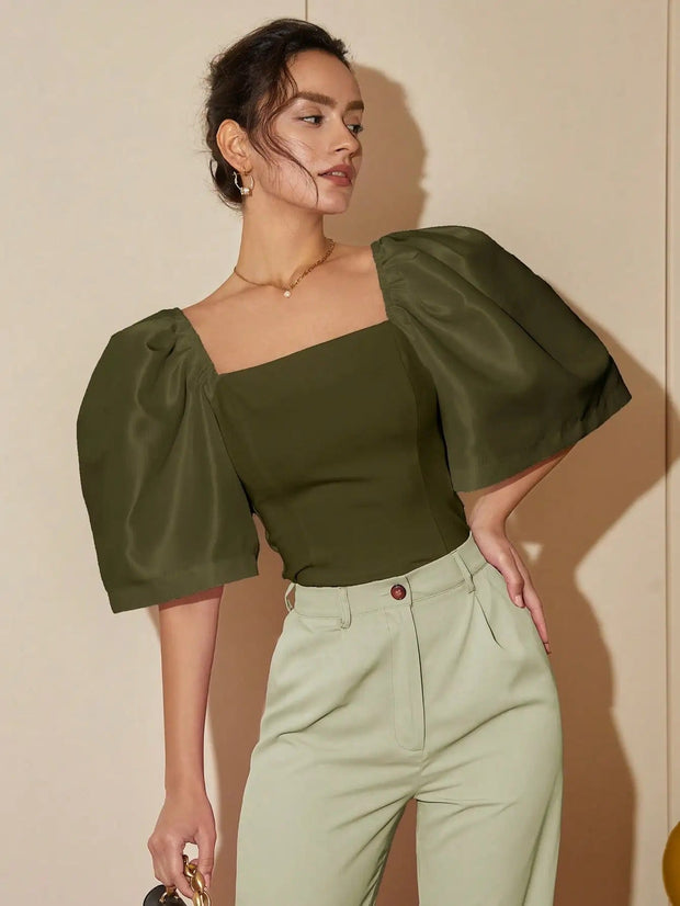 Johanna - Elegantes Top mit Laternenärmeln und quadratischem Kragen