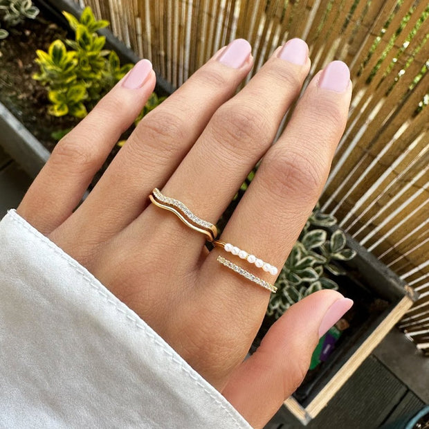 Ring Für Damen Mit Perle Salomé Modernes Schmuckstück Mit Zwei Linien Aus Perlen Und Kristalle Goldfinish
